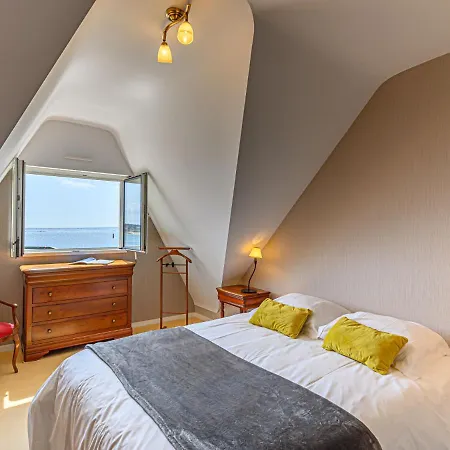 Des Iles By Interhome *